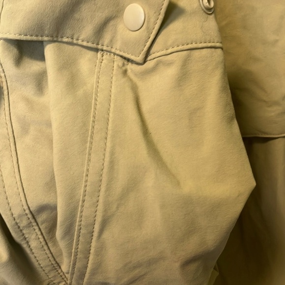 Patagonia Men's Khaki Field Jacket with mesh lining - Picture 4 of 7